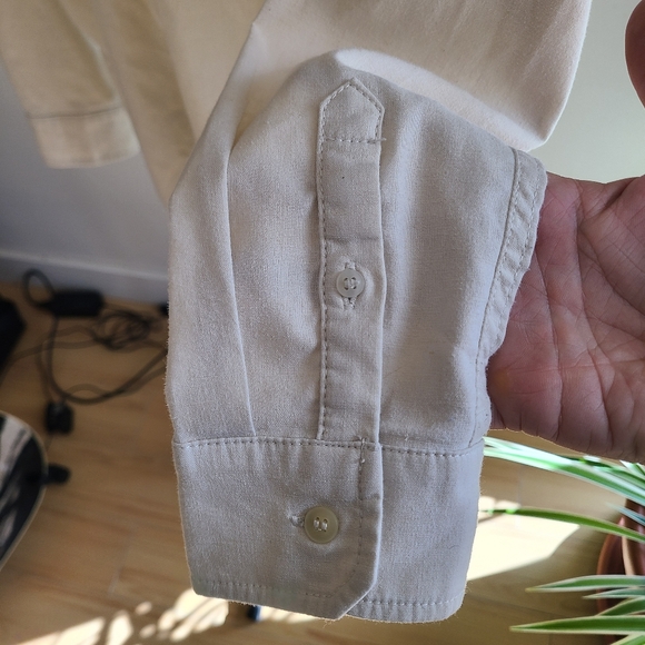 MEC hemp button down shirt off-white/ cream color size women's small - Picture 4 of 9